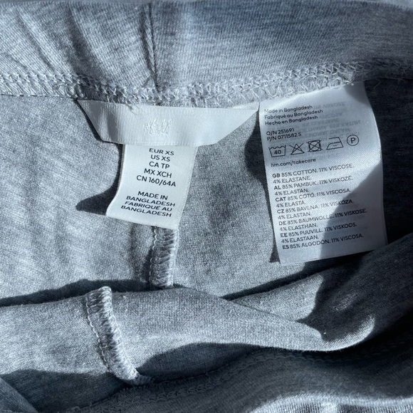 H&m biker shorts - Picture 2 of 3